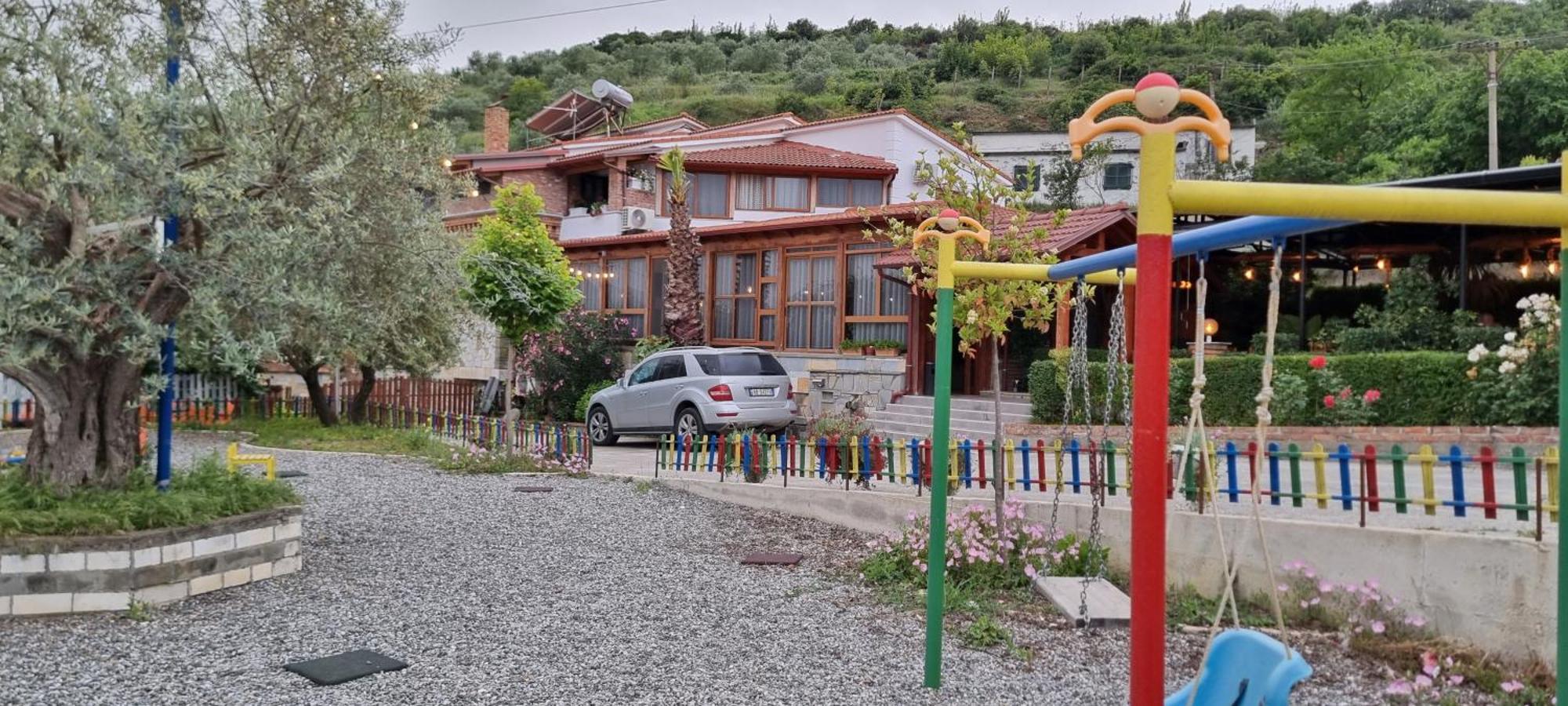 Salillari Guest House Berat Eksteriør billede